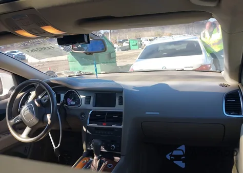 2009 Audi Q7 3.6 5 Passenger/3.6 Premium из США, поврежденный, VIN WA1AY74L79D013550